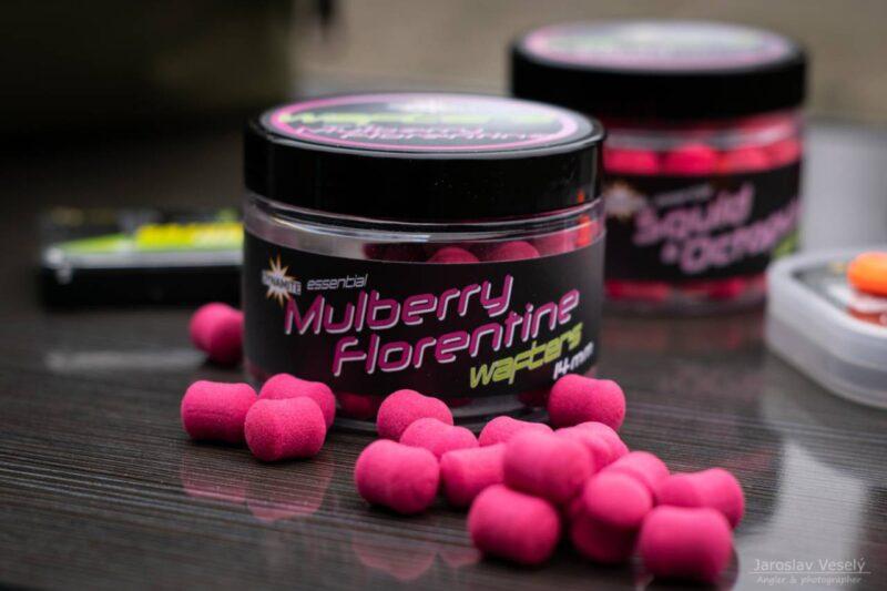 Dynamite Baits Mulberry Florentine Fluro Wafters 14 mm